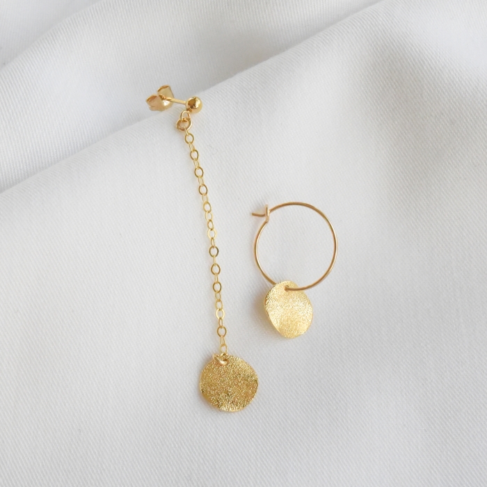ZORA Boucles d'oreilles asymétrique ZORA Boucles d'oreilles asymétrique