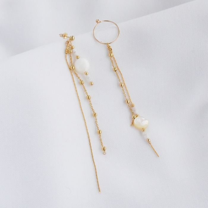 LENA Boucles d'oreilles asymétriques nacre LENA Boucles d'oreilles asymétriques nacre
