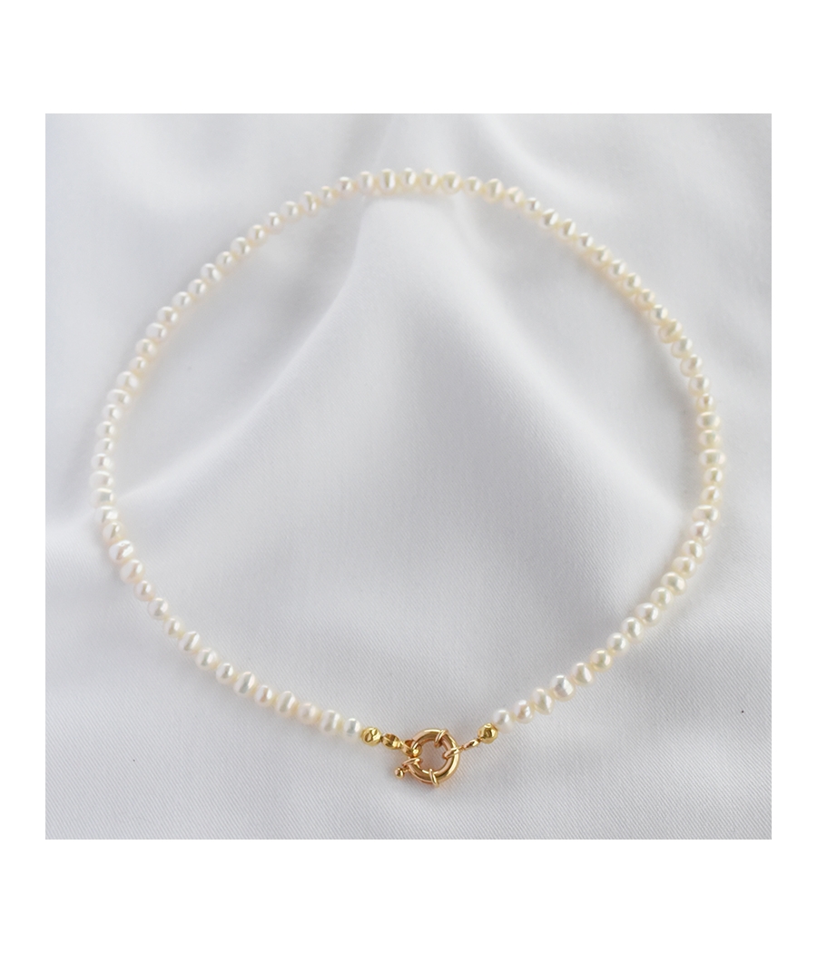 Collier choker or et perles...